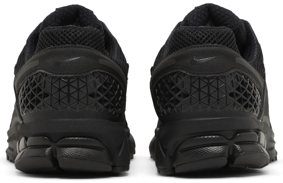 Nike Air Zoom Vomero 5 'Triple Black'